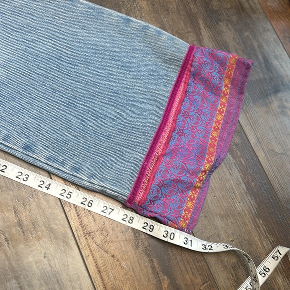 NWT VTG Y2K HYDRAULIC MOM JEANS EMBELLISHED HIPPIE DETAILS ON CUFF SIZE 5 f15 - Picture 9 of 9